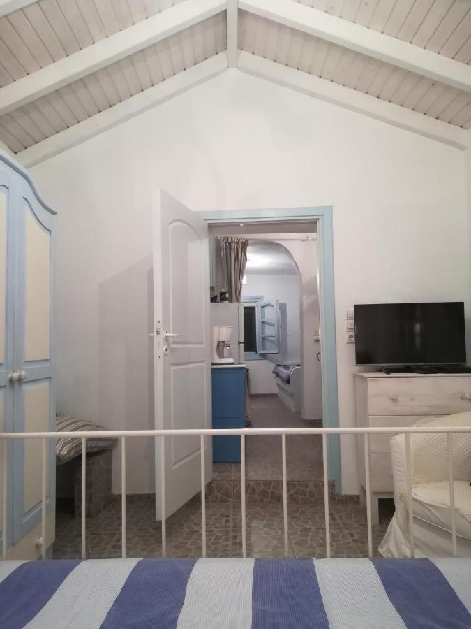 Lemon Tree Cottage Finikounta Exterior photo