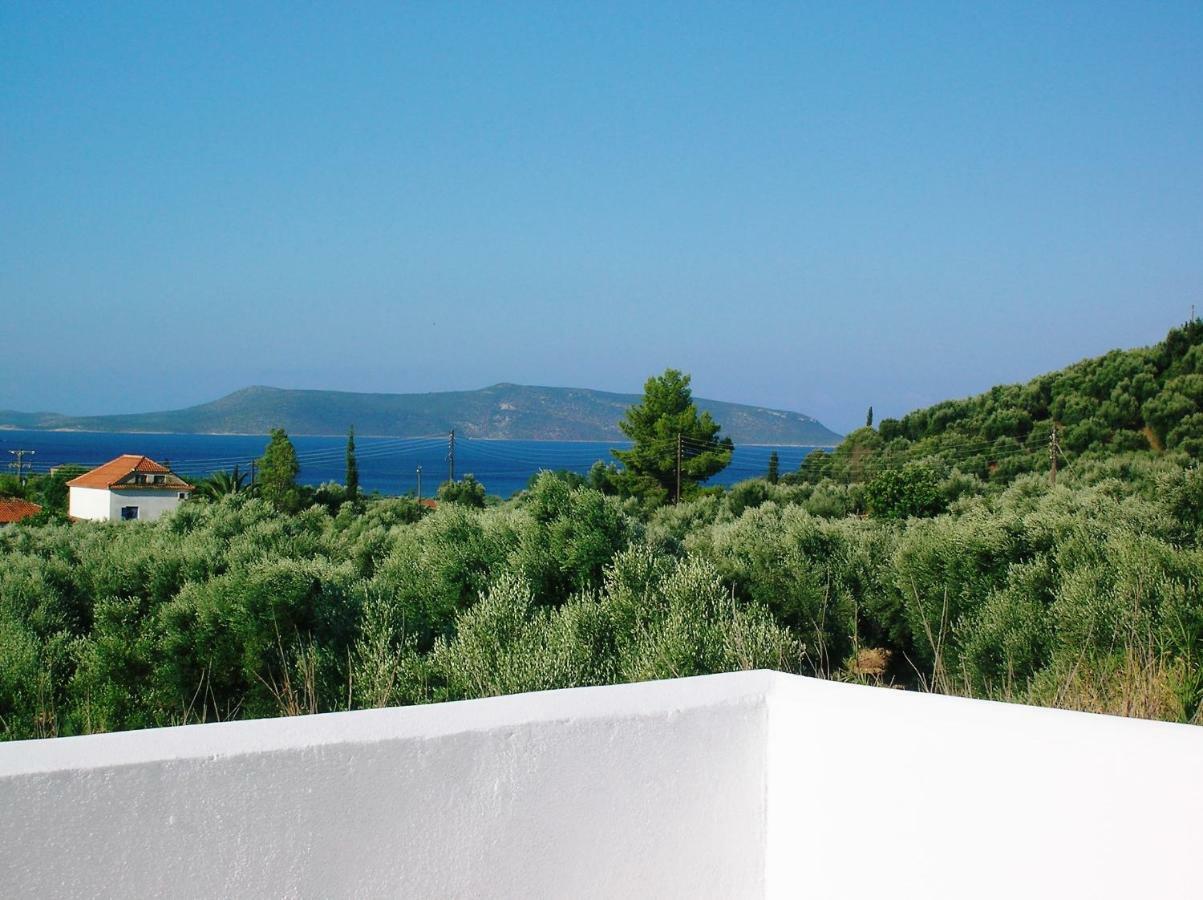 Lemon Tree Cottage Finikounta Exterior photo