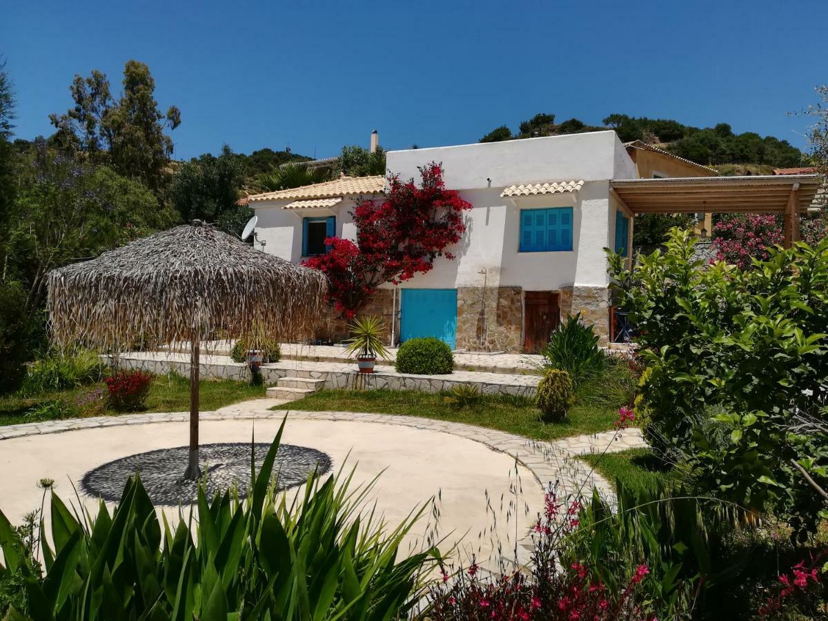 Lemon Tree Cottage Finikounta Exterior photo